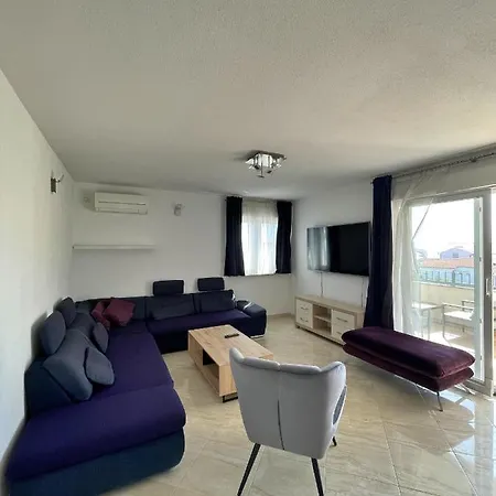 Modern Two Bedroom *