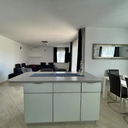 Modern Two Bedroom Trogir