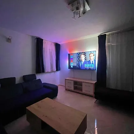 Apartment Modern Two Bedroom